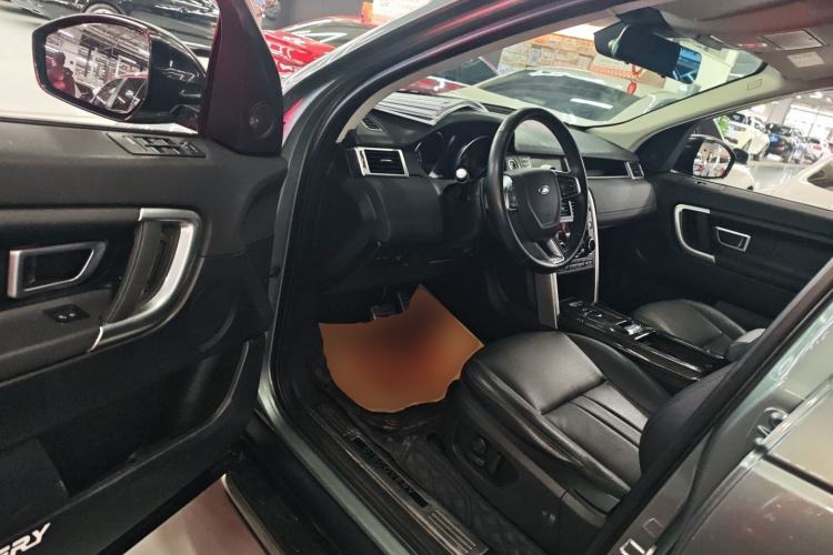 Used Land Rover Discovery Sport 2018 240 PS SE Version Driver Seat