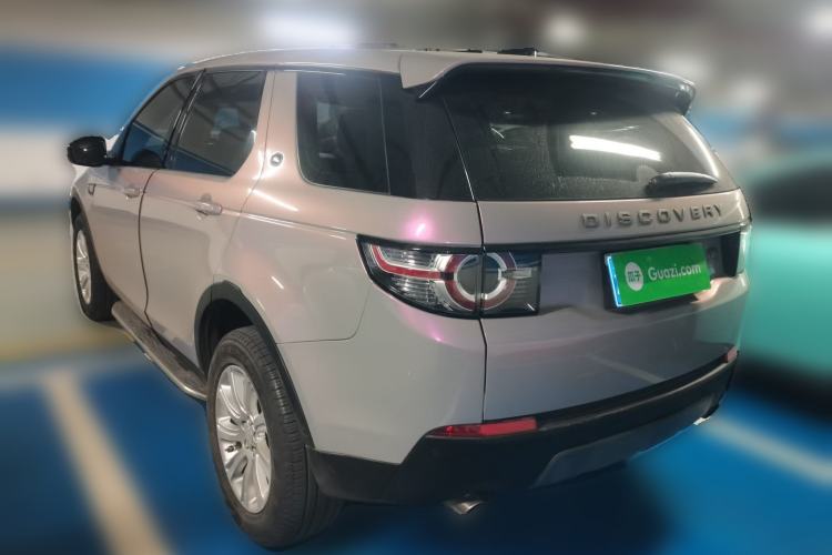Used Land Rover Discovery Sport 2018 240 PS SE Version Exterior 3