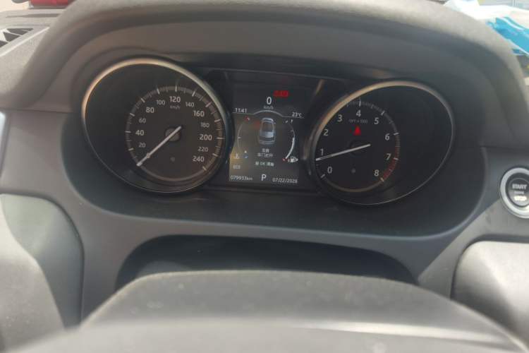 Used Land Rover Discovery Sport 2018 240 PS HSE LUXURY Edition Instrument Cluster