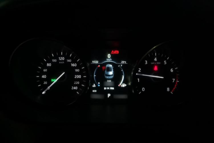 Used Land Rover Discovery Sport 2018 240 PS SE Version Instrument Cluster