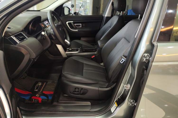 Used Land Rover Discovery Sport 2018 240 PS HSE Version Left Front Seat