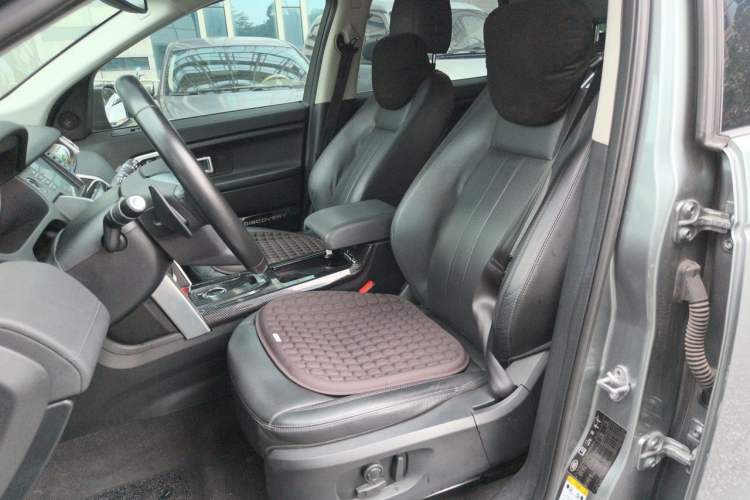 Used Land Rover Discovery Sport 2018 240 PS SE Version Left Front Seat
