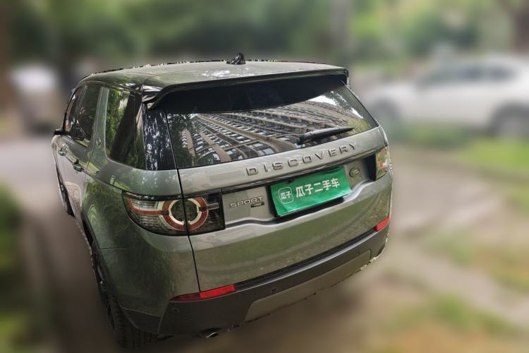 Used Land Rover Discovery Sport 2018 240 PS SE Version Rear Left 45 Deg