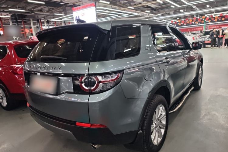 Used Land Rover Discovery Sport 2018 240 PS SE Version Rear Right 45 Deg