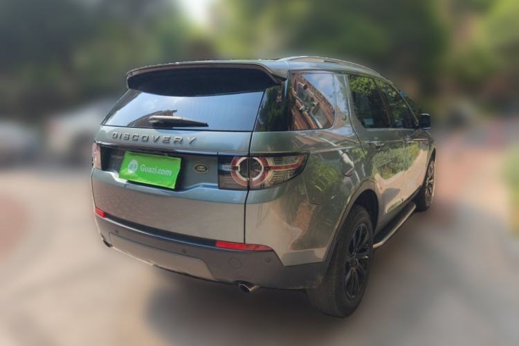 Used Land Rover Discovery Sport 2018 240 PS SE Version Rear Right 45 Deg