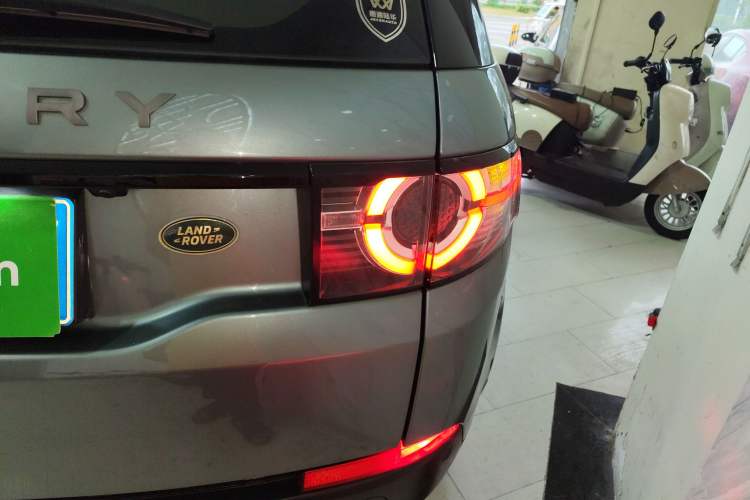 Used Land Rover Discovery Sport 2018 240 PS HSE Version Right Rear Taillight