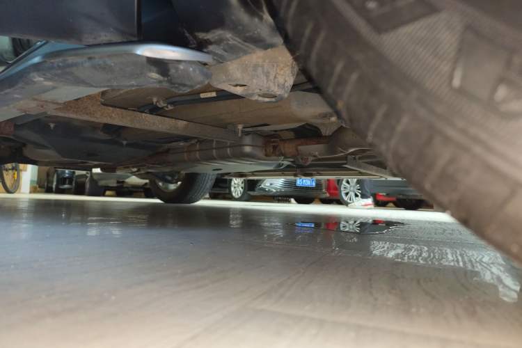 Used Land Rover Discovery Sport 2018 240 PS HSE Version Right Side Sill