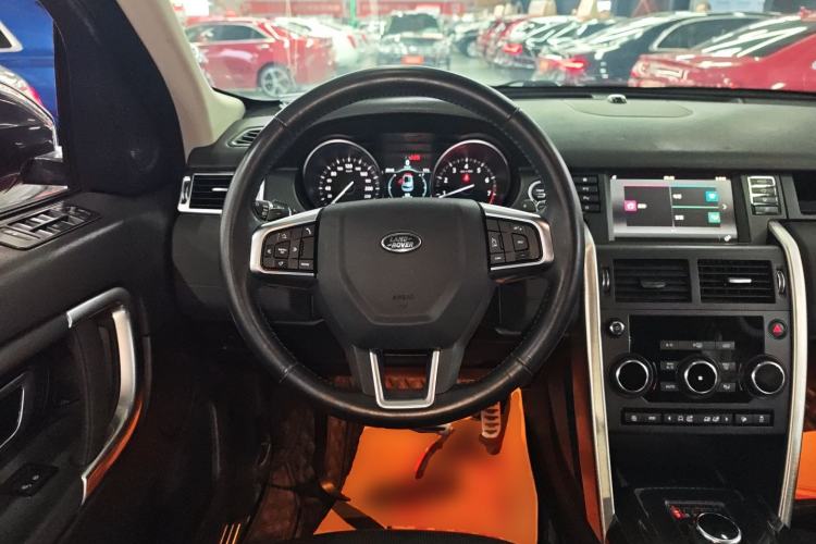 Used Land Rover Discovery Sport 2018 240 PS SE Version Steering Wheel