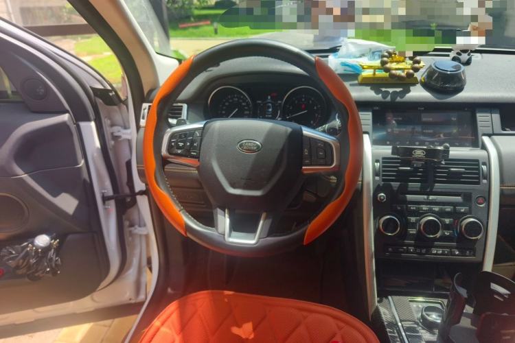 Used Land Rover Discovery Sport 2018 240 PS HSE LUXURY Edition Steering Wheel