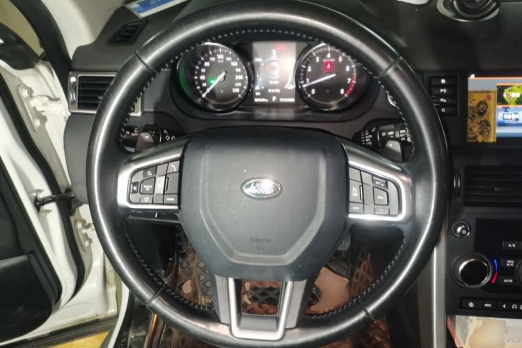 Used Land Rover Discovery Sport 2018 240 PS SE Version Steering Wheel