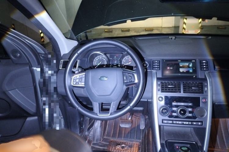 Used Land Rover Discovery Sport 2018 240 PS SE Version Steering Wheel