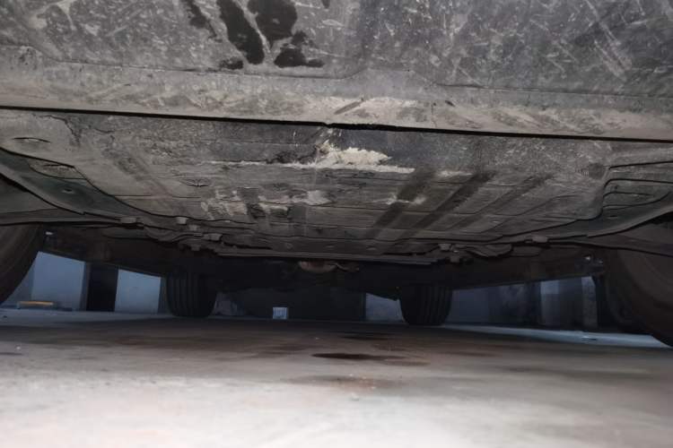 Used Land Rover Discovery Sport 2018 240 PS SE Version Chassis Front