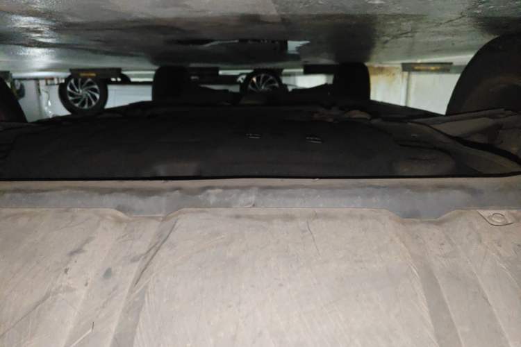 Used Land Rover Discovery Sport 2018 240 PS SE Version Chassis Front