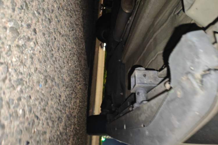 Used Land Rover Discovery Sport 2018 240 PS SE Version Chassis Front Left