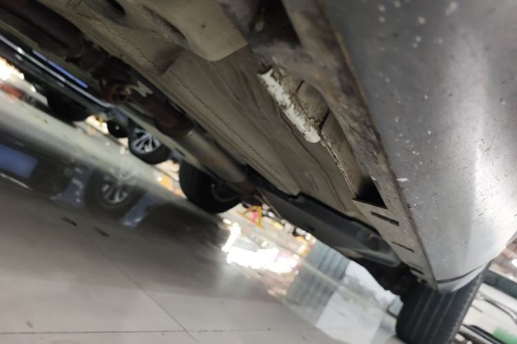 Used Land Rover Discovery Sport 2018 240 PS SE Version Chassis Front Left