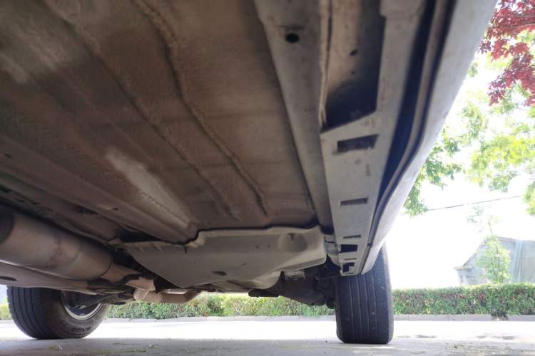Used Land Rover Discovery Sport 2018 240 PS SE Version Chassis Front Left