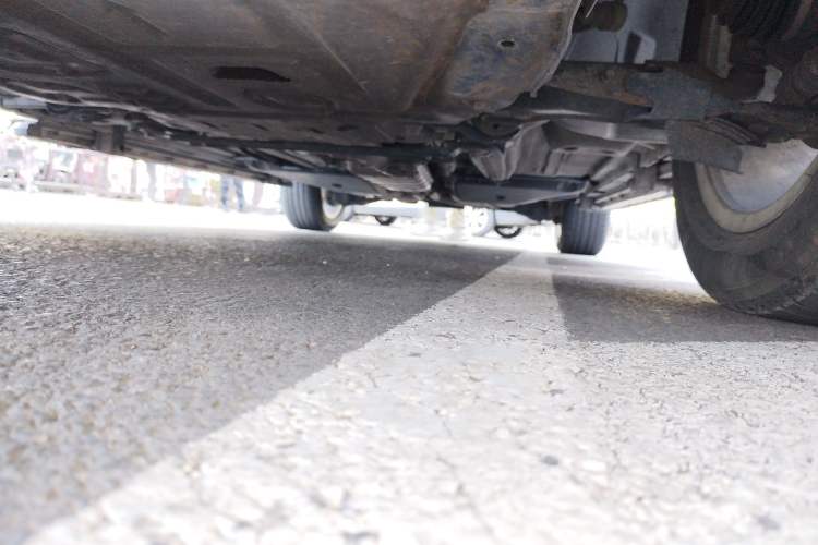 Used Land Rover Discovery Sport 2018 240 PS HSE Version Chassis Front Left
