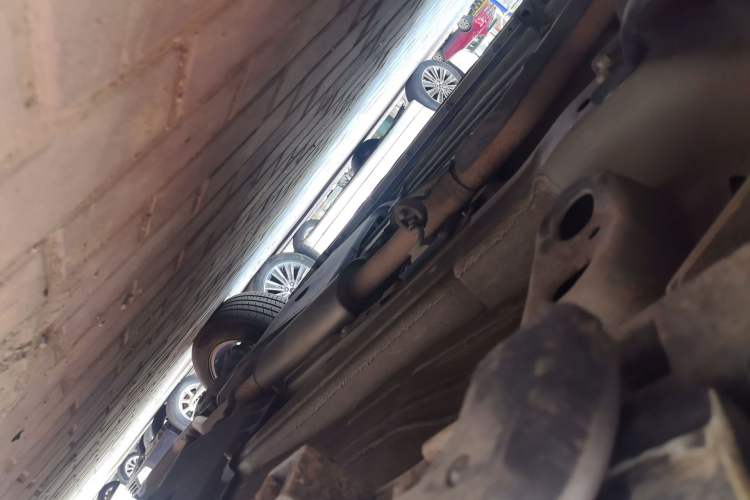 Used Land Rover Discovery Sport 2018 240 PS SE Version Chassis Front Left