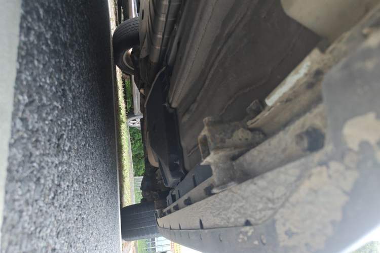 Used Land Rover Discovery Sport 2018 240 PS HSE Version Chassis Front Left