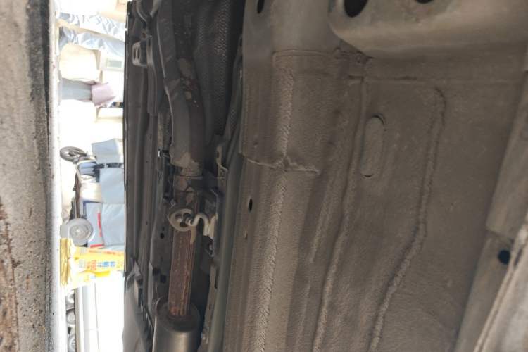 Used Land Rover Discovery Sport 2018 240 PS SE Version Chassis Front Left