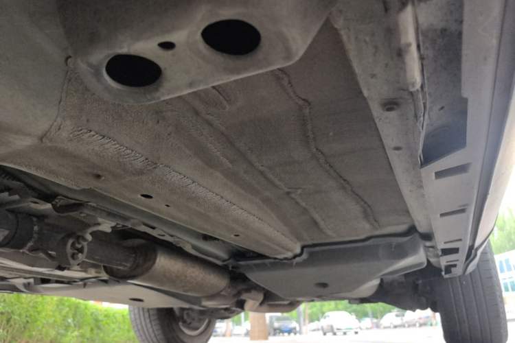 Used Land Rover Discovery Sport 2018 240 PS SE Version Chassis Front Left