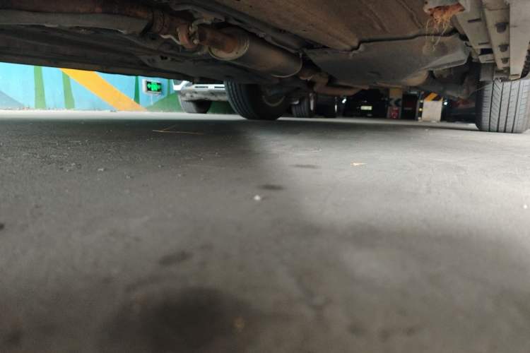 Used Land Rover Discovery Sport 2018 240 PS SE Version Chassis Front Left