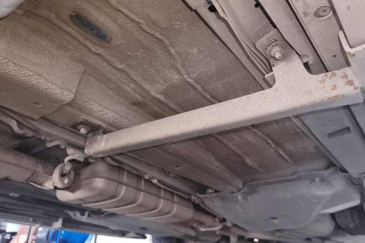 Used Land Rover Discovery Sport 2018 240 PS HSE Version Chassis Front Left
