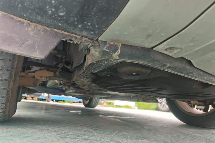 Used Land Rover Discovery Sport 2018 240 PS HSE Version Chassis Front Right