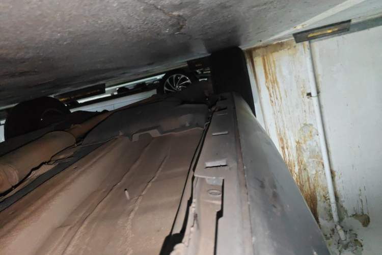 Used Land Rover Discovery Sport 2018 240 PS SE Version Chassis Front Right