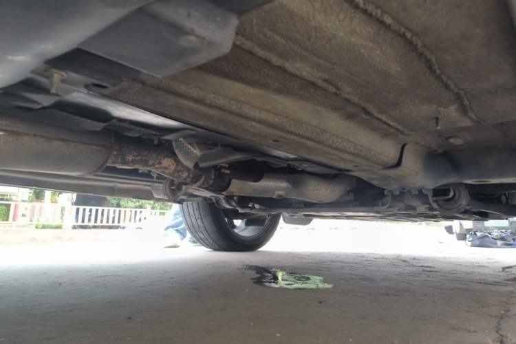 Used Land Rover Discovery Sport 2018 240 PS SE Version Chassis Front Right