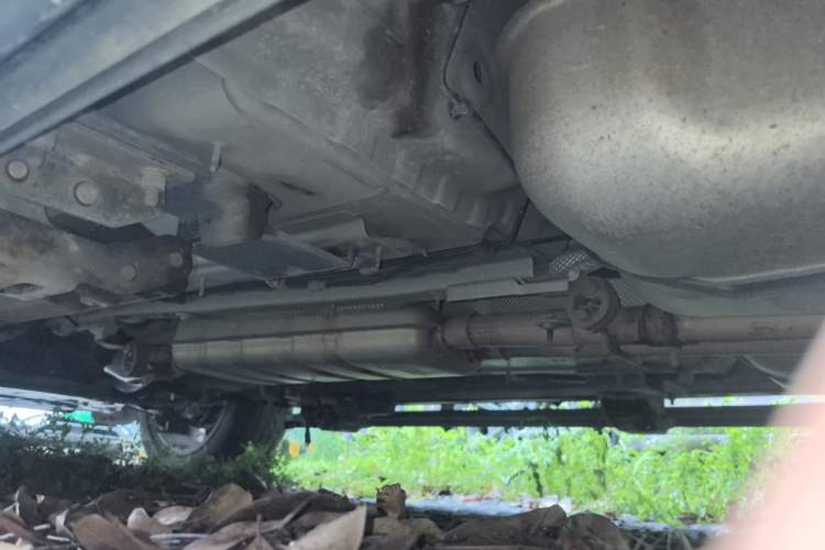 Used Land Rover Discovery Sport 2018 240 PS HSE LUXURY Edition Chassis Rear Left