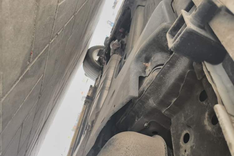 Used Land Rover Discovery Sport 2018 240 PS HSE Version Chassis Rear Left