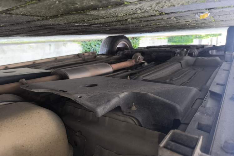 Used Land Rover Discovery Sport 2018 240 PS SE Version Chassis Rear Left