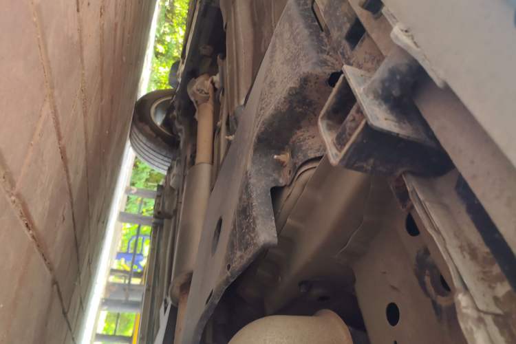 Used Land Rover Discovery Sport 2018 240 PS SE Version Chassis Rear Left
