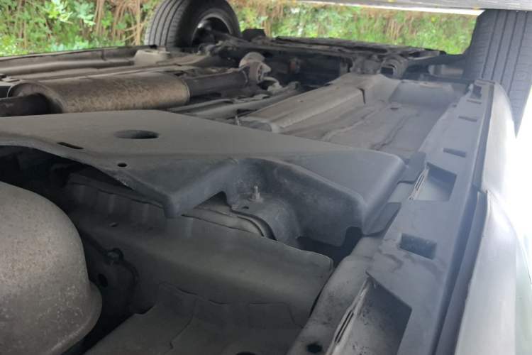 Used Land Rover Discovery Sport 2018 240 PS SE Version Chassis Rear Left