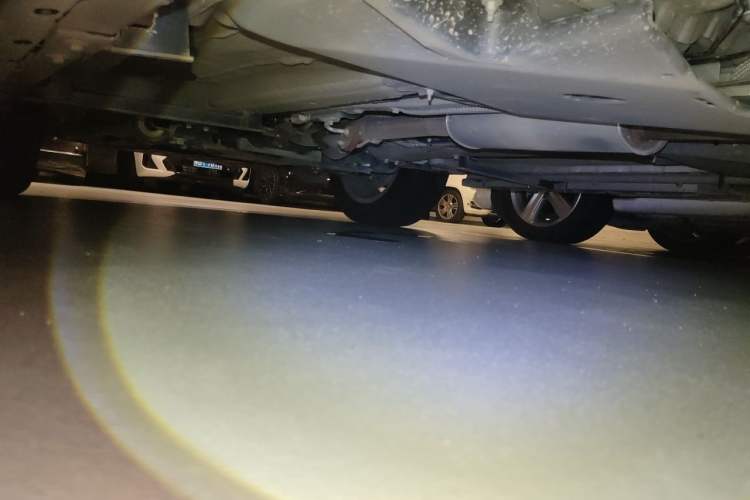 Used Land Rover Discovery Sport 2018 240 PS SE Version Chassis Rear Left