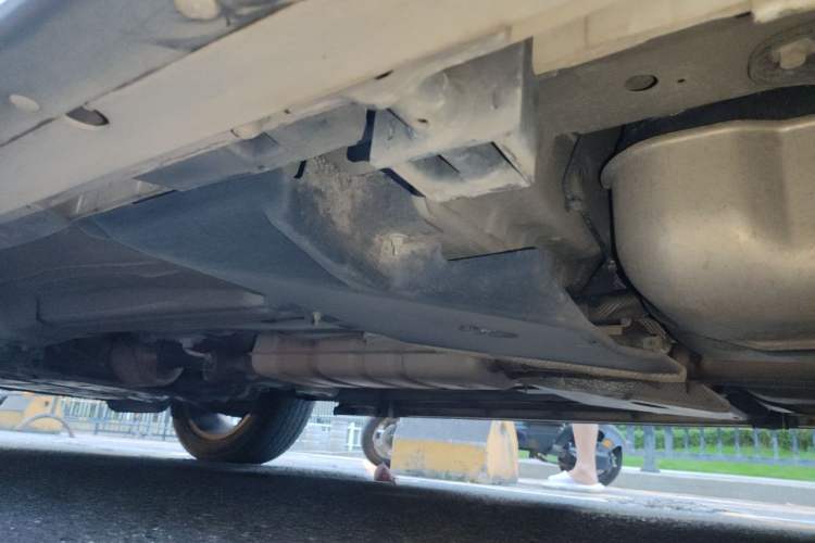 Used Land Rover Discovery Sport 2018 240 PS HSE Version Chassis Rear Left