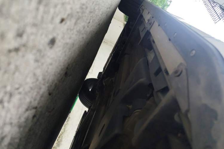 Used Land Rover Discovery Sport 2018 240 PS SE Version Chassis Rear Left