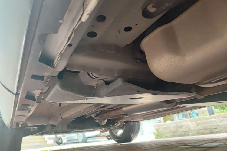 Used Land Rover Discovery Sport 2018 240 PS SE Version Chassis Rear Left