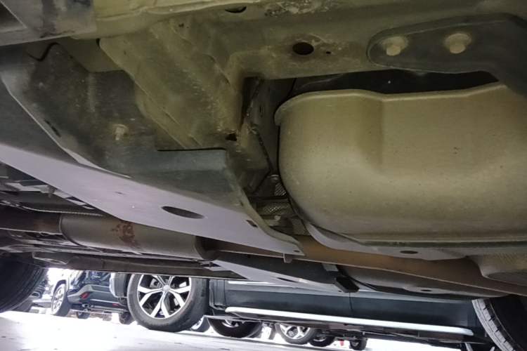 Used Land Rover Discovery Sport 2018 240 PS SE Version Chassis Rear Left