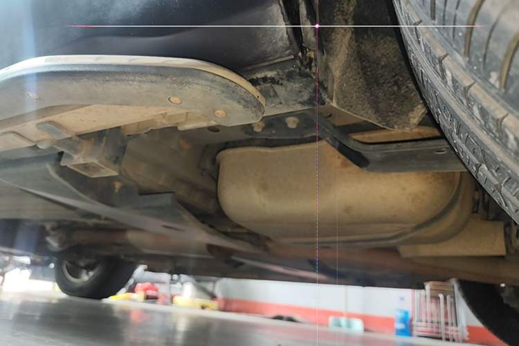 Used Land Rover Discovery Sport 2018 240 PS SE Version Chassis Rear Left