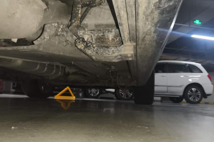 Used Land Rover Discovery Sport 2018 240 PS HSE LUXURY Edition Chassis Rear Right