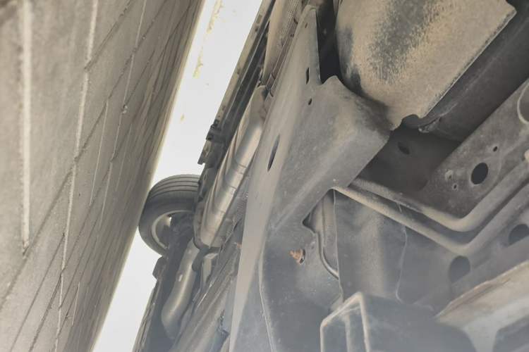 Used Land Rover Discovery Sport 2018 240 PS HSE Version Chassis Rear Right