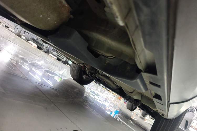 Used Land Rover Discovery Sport 2018 240 PS SE Version Chassis Rear Right