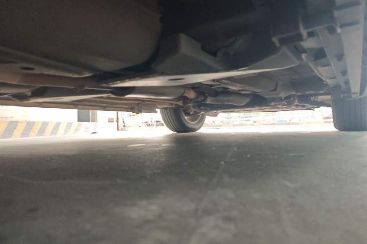Used Land Rover Discovery Sport 2018 240 PS SE Version Chassis Rear Right