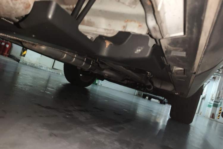 Used Land Rover Discovery Sport 2018 240 PS HSE Version Chassis Rear Right