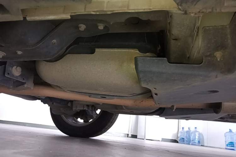 Used Land Rover Discovery Sport 2018 240 PS SE Version Chassis Rear Right