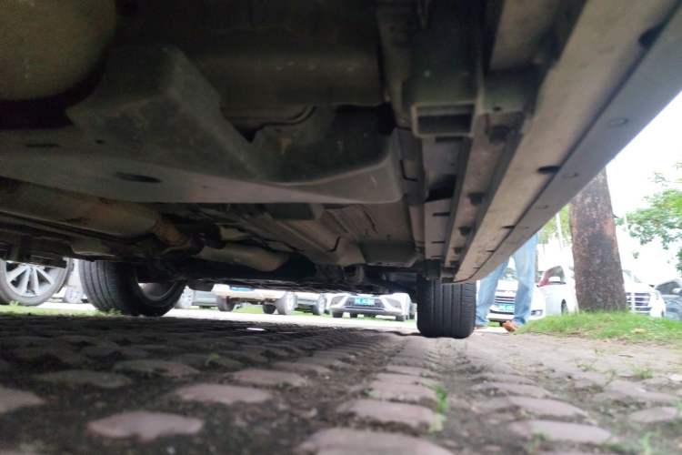 Used Land Rover Discovery Sport 2018 240 PS SE Version Chassis Rear Right