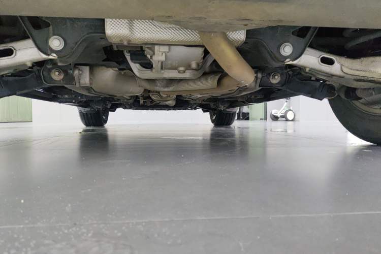 Used Land Rover Discovery Sport 2018 240 PS SE Version Chassis Rear