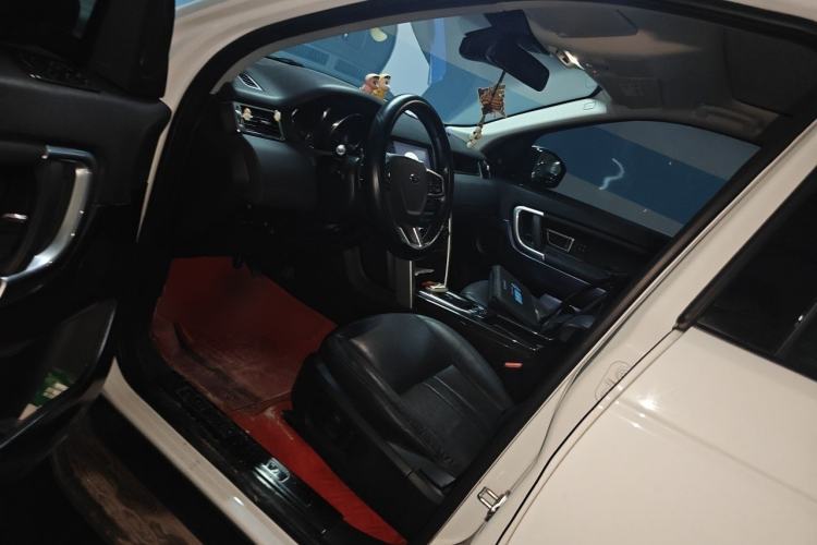 Used Land Rover Discovery Sport 2018 240 PS HSE Version Driver Seat